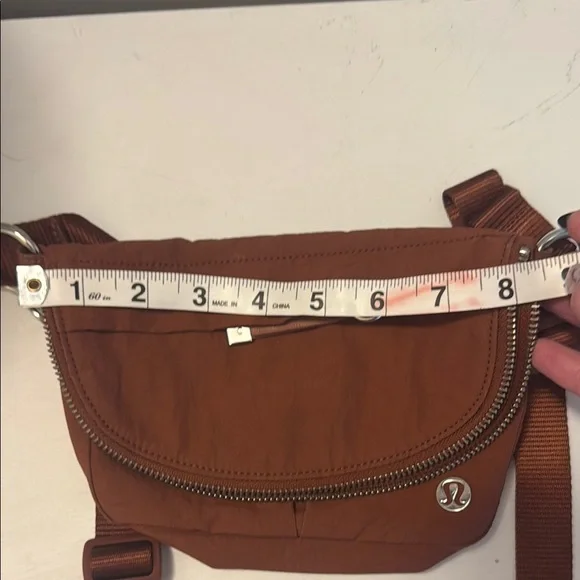 lululemon athletica festival burnt orange Crossbody Bag - Like New - Picture 8 of 10